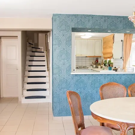 Apartment Ag.dimitrios Metro St. 2 Bedrooms 4 Persons By Mps *