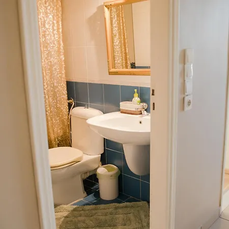 Ag.dimitrios Metro St. 2 Bedrooms 4 Persons By Mps
